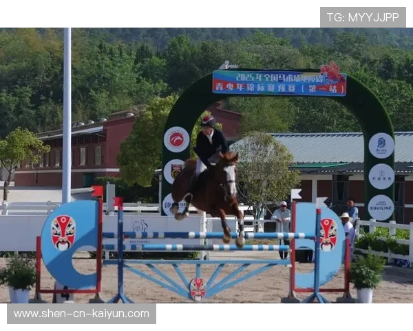 泰国马术协会设立青少年马术奖学金,支持优秀学员发展。,泰国马术俱乐部 泰国马术协会设立青少年马术奖学金,支持优秀学员发展。,泰国马术俱乐部